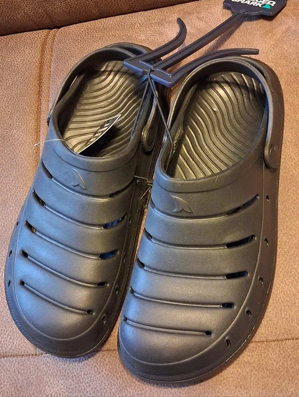 Rugged Shark Men's Black Cushioned Slip-On Water Clog Size 9